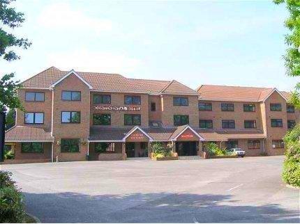 Lakeside Continental Hotel Camberley Exterior foto